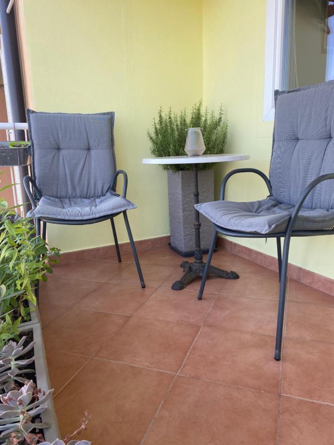 Lovely Apartment With Fabulous View Копер Екстериор снимка